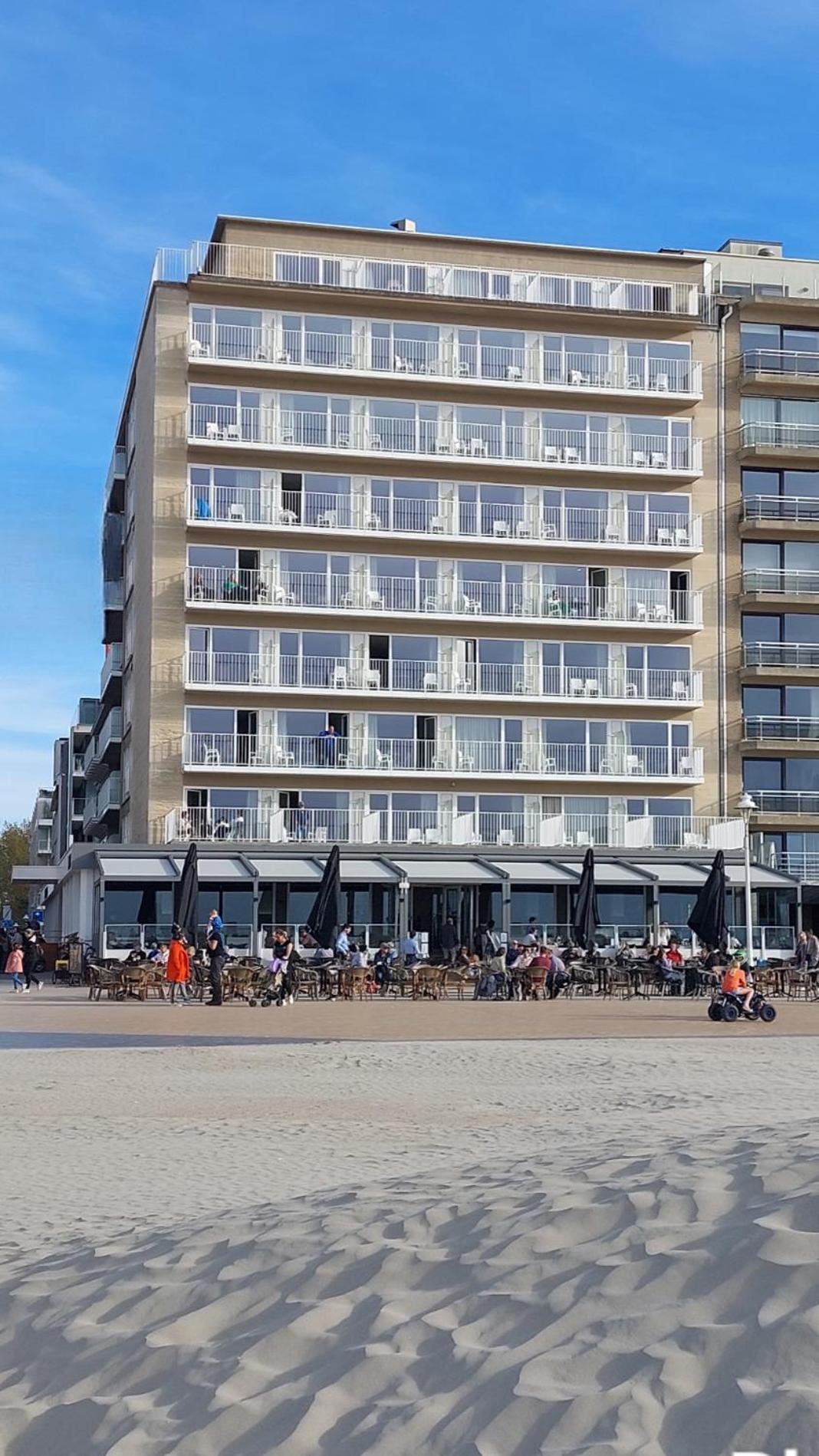 Hotel Sandeshoved Zeedijk Nieuwpoort Exterior foto